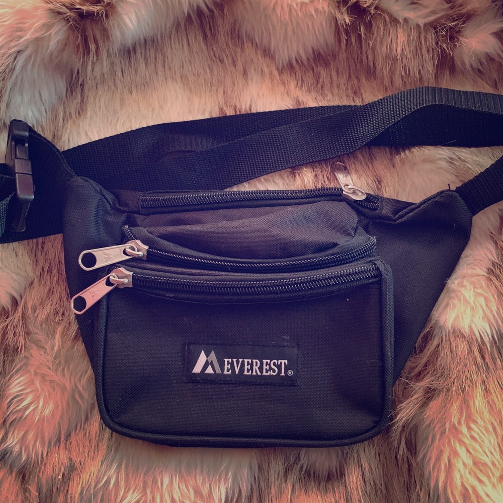 Vintage black fanny pack